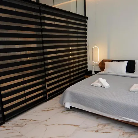 Royalty King * カヴァラ