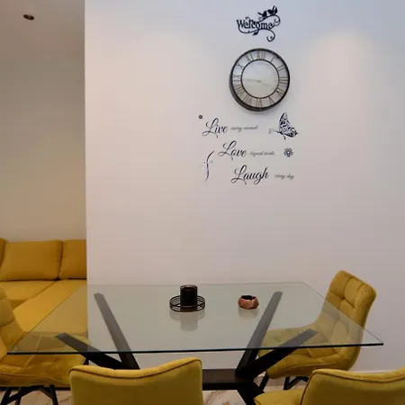 Royalty King Apartamento *